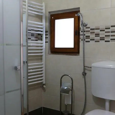 Via Del Grillo 8 アパート